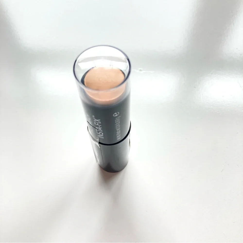 🆕 Revlon PhotoReady Insta-Fix Makeup, 110 Ivory SPF 20